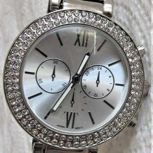 Vintage Accutime Cuff Bangle Watch Rhinestones Bracelet